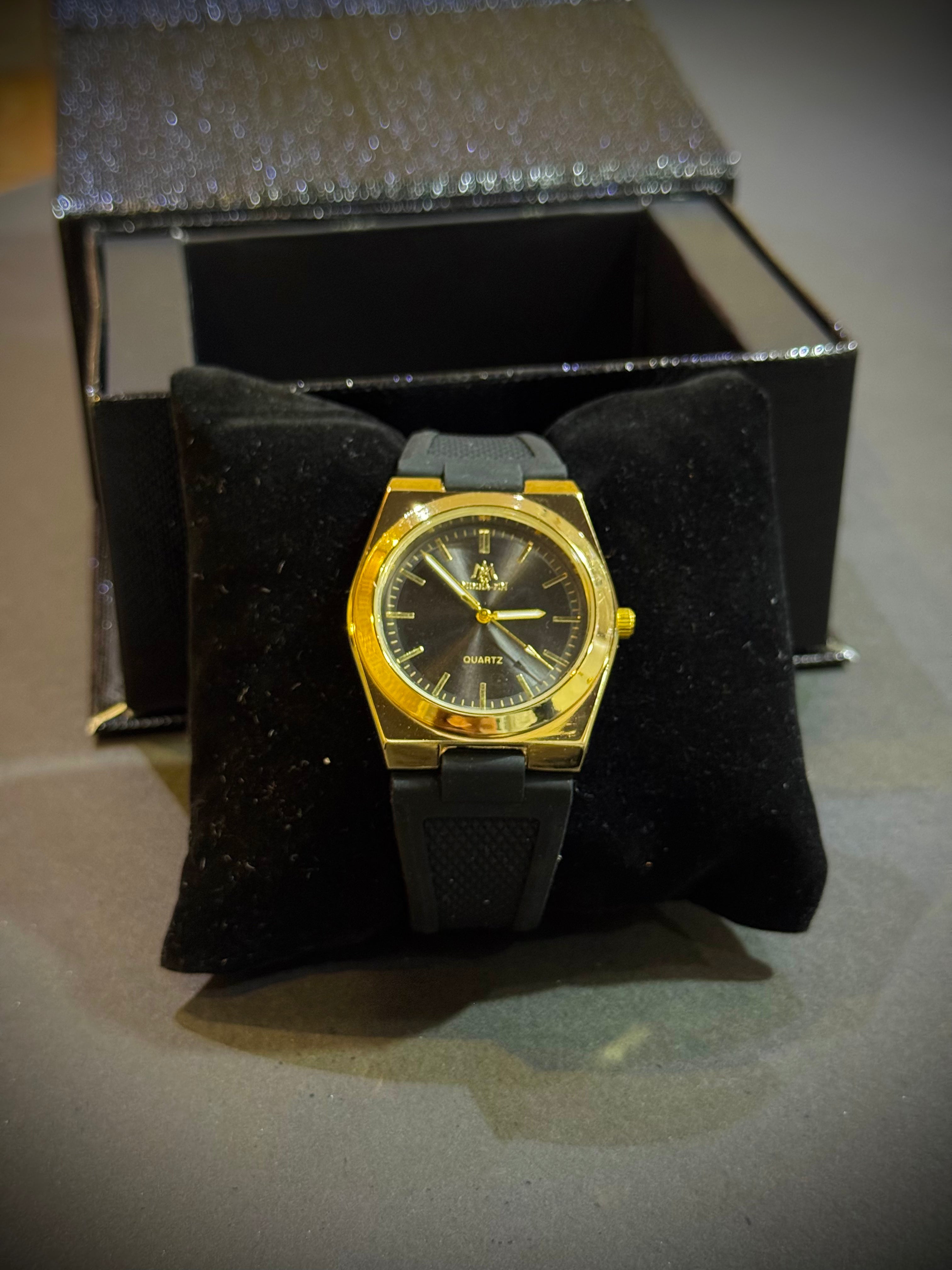 Luxury Black Strap Watch with Golden Shiny Dial – Elegant & Premium Look