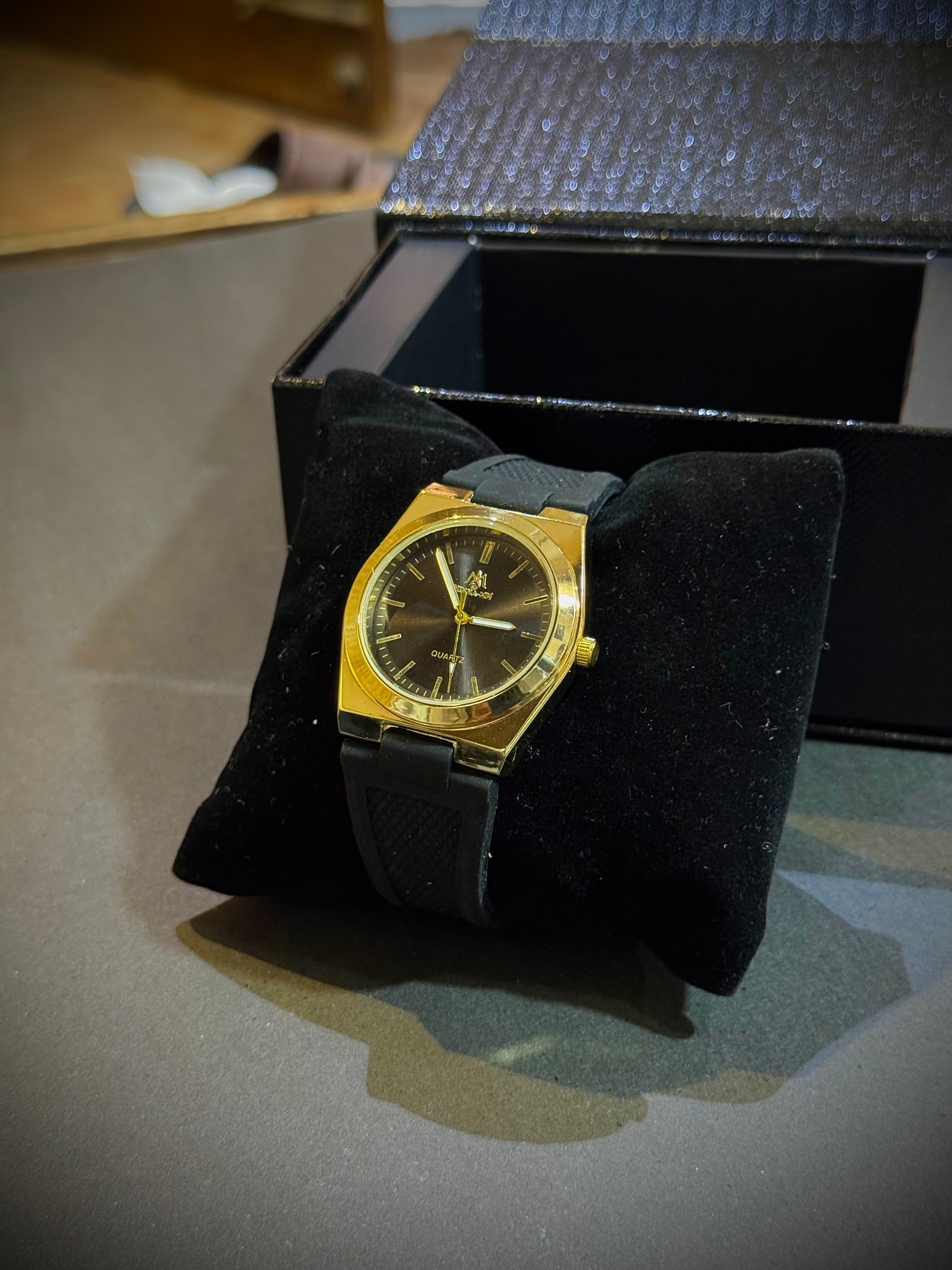 Luxury Black Strap Watch with Golden Shiny Dial – Elegant & Premium Look